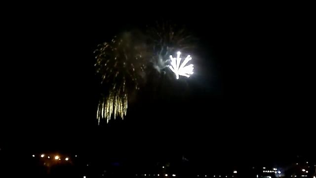 САЛЮТ 2012 ДЕНЬ ГОРОДА ЕКАТЕРИНБУРГ смотреть онлайн