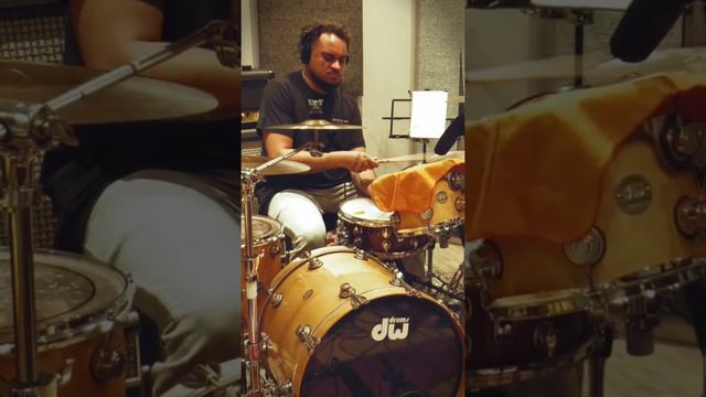 NeoSoul Jam Session (Testing the Fluid Pitch) смотреть онлайн