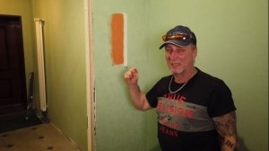 Идеальный стык двух цветов. Покраска обоев.