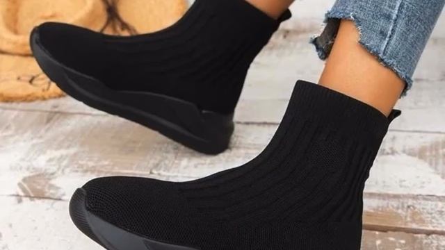 Короткие женские ботинки, новинка 2023 года смотреть онлайн