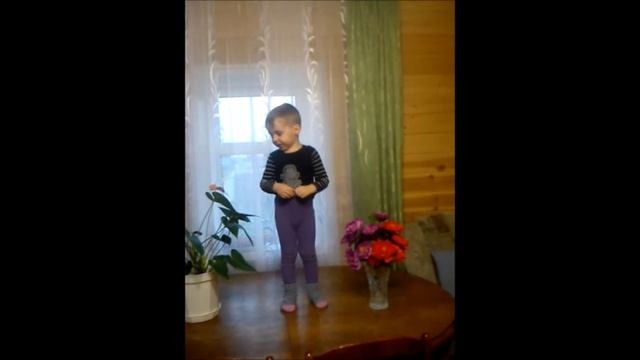 маленький поклонник рассказывает стих Есенина смотреть онлайн