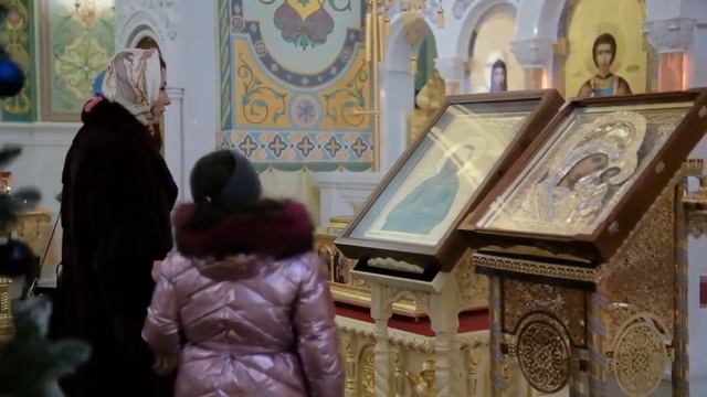 Рождественская колядка «Пречистая Дево…» в исп. хора Владимирского собора. смотреть онлайн