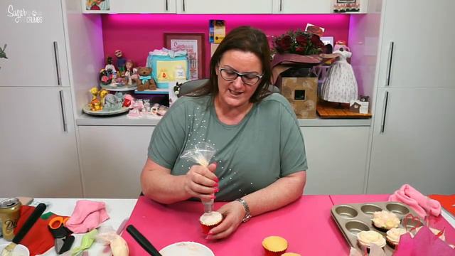 How to Make a 7 Cake Boxed Cupcake Bouquet смотреть онлайн