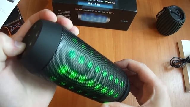 AEC BQ-615 Беспроводная блютуз колонка \ Wireless bluetooth speaker смотреть онлайн
