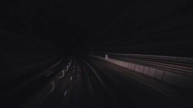 Tunel Pražského metra trasy C : Kobylisy - Nádraží Holešovice смотреть онлайн