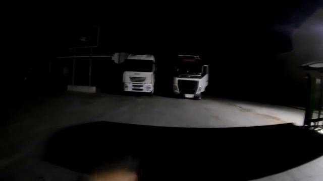 ЗАКРЕПИТЬ ГРУЗ, ЗАКРЫТЬ КРЫШУ и НАТЯНУТЬ ТЕНТ! НАЧИНАЮЩЕМУ ВОДИТЕЛЮ ДАЛЬНОБОЯ ! Не устойчивый груз смотреть онлайн