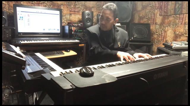Love's Theme ( Barry White) Cover By: Ronnie Exconde смотреть онлайн