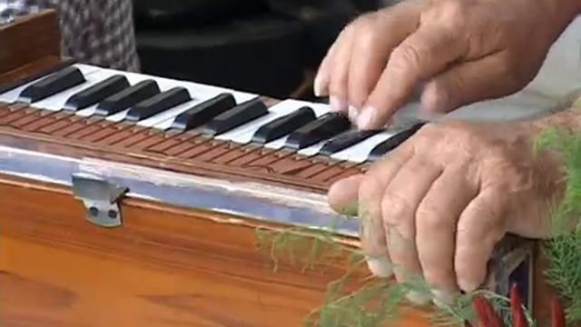 Ahmad Zahir - Concert Dushanbe - Tajikistan Part 1.mp4