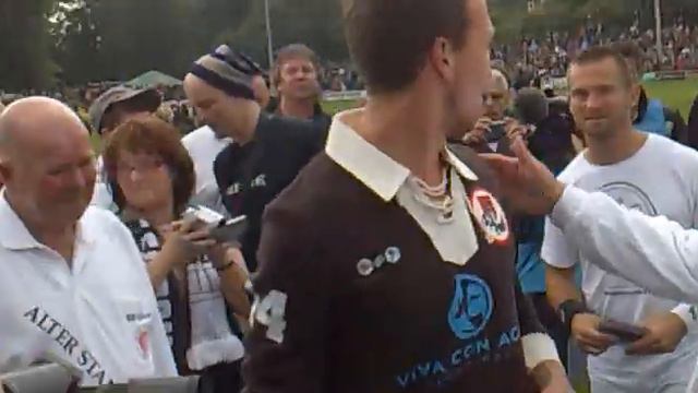 18.5.2011 Abschied Flo & Egi FC ST. Pauli.mp4 смотреть онлайн