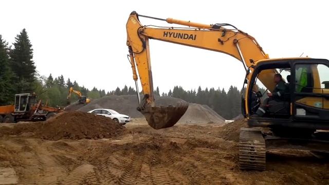 Гусеничный экскаватор Hyundai R220LC 9S – продается на HEAVY FAIR! Видео диагностика экскаватора