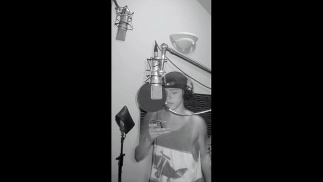 Poker Face Remix- Sam Adams смотреть онлайн