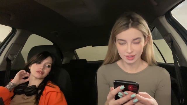 MARYYMME ВЫВАЛИЛА СИСЕЧКИ 😍😍😍 МАША MARYYMME И ЕЕ СОСОЧКИ смотреть онлайн