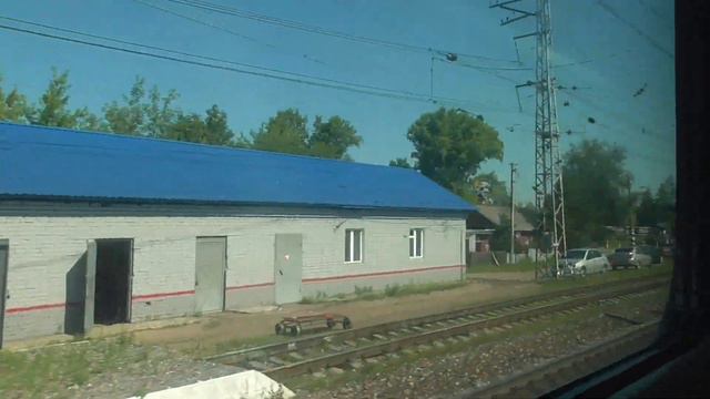 Прибытие на станцию Ростов - Ярославский, на фирменном поезде №102Я, сообщением: Москва - Ярославль смотреть онлайн