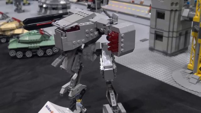 Huge LEGO Mech Base Battle with 50+ Mechs! смотреть онлайн