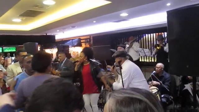 ASI FUE LA FIESTA DE TEATRO RUMBA CARACAS EL 29.12.17 смотреть онлайн