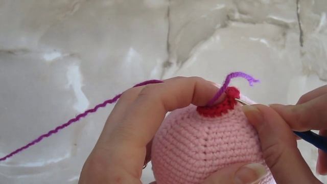 Вязание крючком. Игрушка "Кукла" Часть 1/4 смотреть онлайн