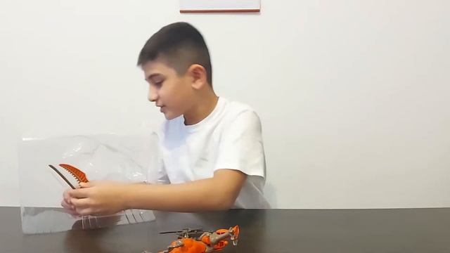 CRAZYDRAGON warrior обзор Сунната игрушки робот смотреть онлайн