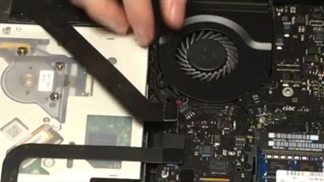 MacBook Pro REVAMP: Optical Drive Removal & SSD Upgrade w/Speed Tests! смотреть онлайн