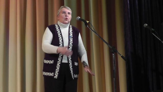 07.04.12 г. Нужина Стих Есть любовь незаметная. В Альметьевске. 00086.MTS