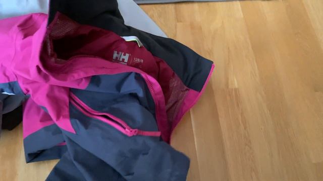 Куртки Helly Hansen + The North Face + Nord Bend + Tenson смотреть онлайн