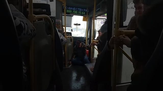 Метрополитен по Саратовски.живой турникет смотреть онлайн