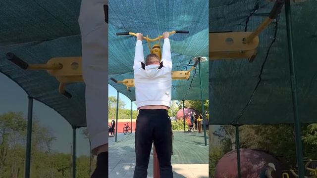 Подтягивание : личный рекорд 36 раз в 42 года, вес 90 кг смотреть онлайн