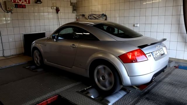 Audi TT 1.8T 225HP Quattro / DYNO / Hamownia