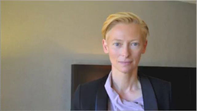 Tilda Swinton Talks About "Kevin" смотреть онлайн