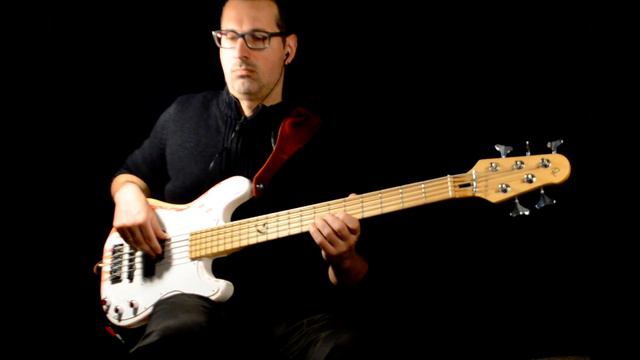 Laco Tayfa - Bazalika (bass cover) смотреть онлайн