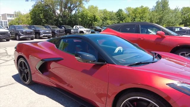 2023 Corvette Stingray Convertible 2LT Red Mist Metallic Tintcoat смотреть онлайн