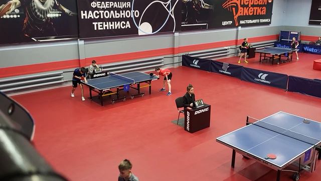 11 летний Санёк опять бросает вызов 16 летним подросткам . Комментирует Арапов Арапов смотреть онлайн