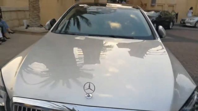 Mercedes Maybach S 650 at Souq Madinat Jumeirah Dubai 21.03.2019 смотреть онлайн