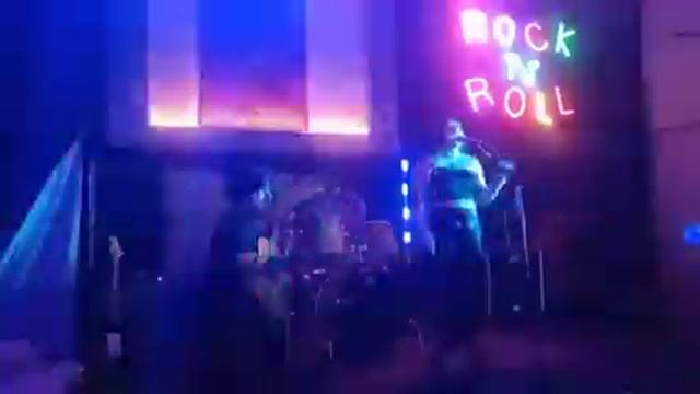 Universo- Kari Rosot    Presentación En El Legendario Carrusel Del Rock ❤️🌃✨