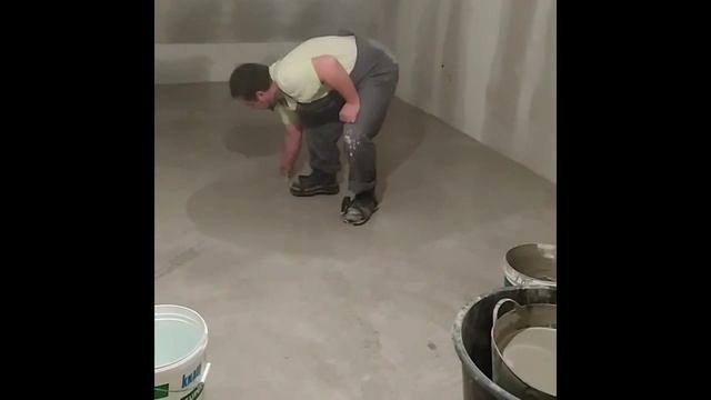 Саморазливна замазка , основни етапи при полагане смотреть онлайн