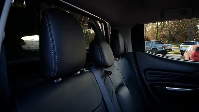 Mitsubishi L200 4x4 Barbarian X смотреть онлайн