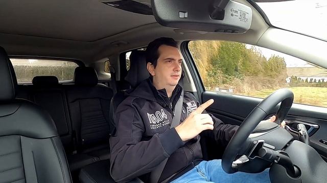 2023 Kia Sportage PHEV Review / Is the Sportage best as a Plug-in Hybrid? смотреть онлайн