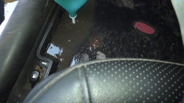 Зачем мужу клизма в автомобиле? ? Автомобильные лайфхаки зимой