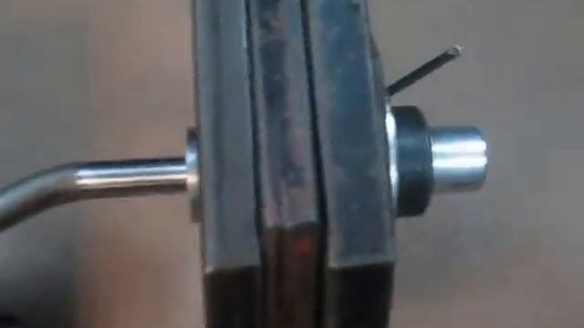 125,5 КГ НА БИЦЕПС НА 5! ЧИТИНГ!! 125,5 KG BARBELL CHEAT BICEPS CURL FOR 5 REPS. смотреть онлайн