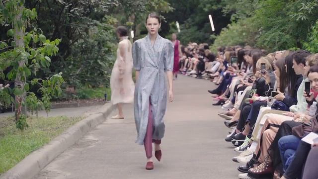 Украинские дизайнеры. ОБЗОР ПОКАЗА Lake Studio смотреть онлайн