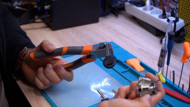 Ножницы для НАРЕЗКИ КЛЮЧЕЙ | Что делать если нет ЧПУ станка? смотреть онлайн