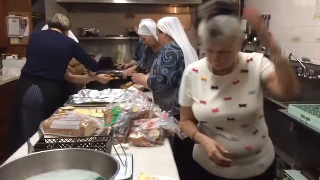 ХРАМ СВЯТОЙ ТРОИЦЫ. Трапезная. Торонто КАНАДА ?? 2018.