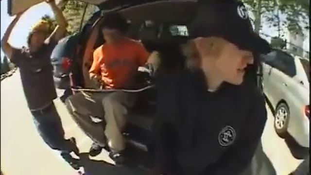 Yeah Right! - Owen Wilson - Girl Skateboards - OFFICIAL CLIP - SKATE смотреть онлайн