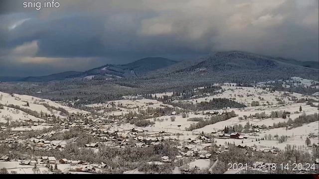 Ясиня, пассажирский поезд Рахов - Мариуполь смотреть онлайн