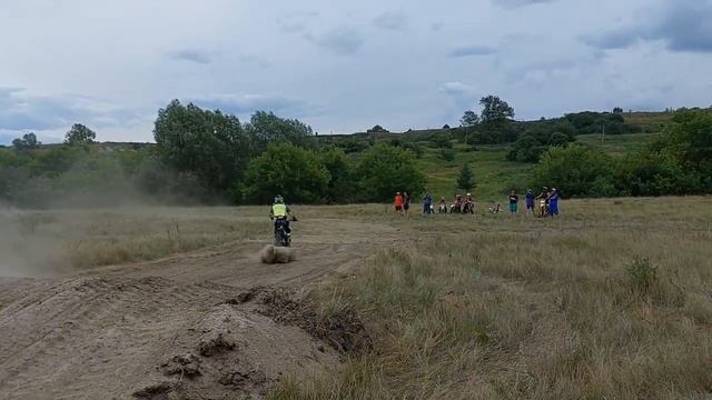 Крутой мотокросс по песку! Cool motocross in the sand! Фестиваль "По Суре из прошлого в будущее" смотреть онлайн