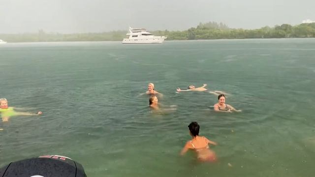 Медитация на стихию воды. EcoBodyRetreat, Miami смотреть онлайн