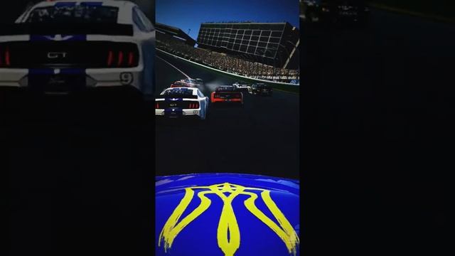 Lucky racer . Car racing games #simracing #cybersport #iracing #nascar смотреть онлайн