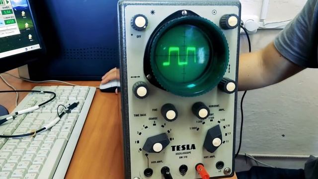 Демонстрация осцилографа TESLA BM 370 Oscilloscope demonstration смотреть онлайн