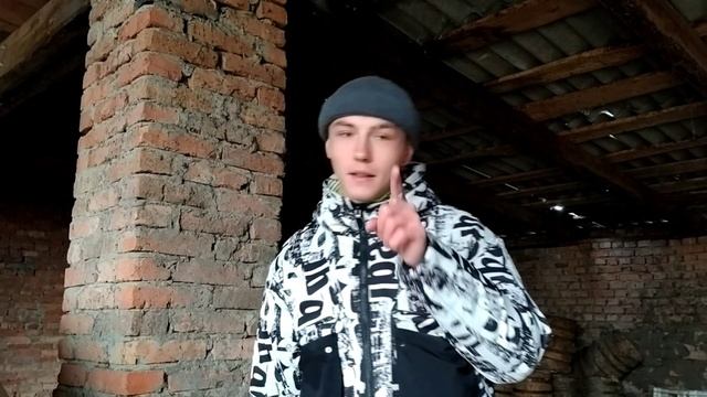 СТОИТ ЛИ ПРОКАЛЫВАТЬ УХО ПАРНЮ ? #chernyawski смотреть онлайн