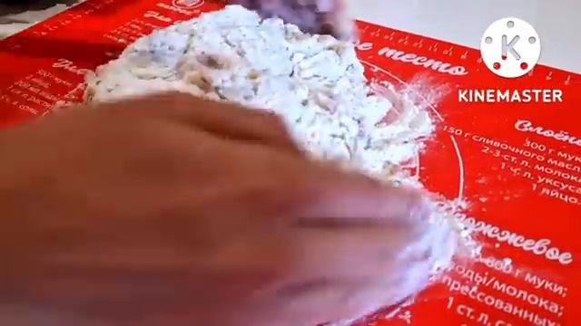 Лепешки с колбасой на сковороде МИНУТНАЯ ВКУСНОТА ИЗ КЕФИРА смотреть онлайн