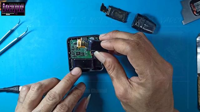 oxva xlim disassembly HOW TO REPAIR & DISASSEMBLY OXVA XLIM SQ PRO NO POWER CAUSE OF WATER  DAMAGED
